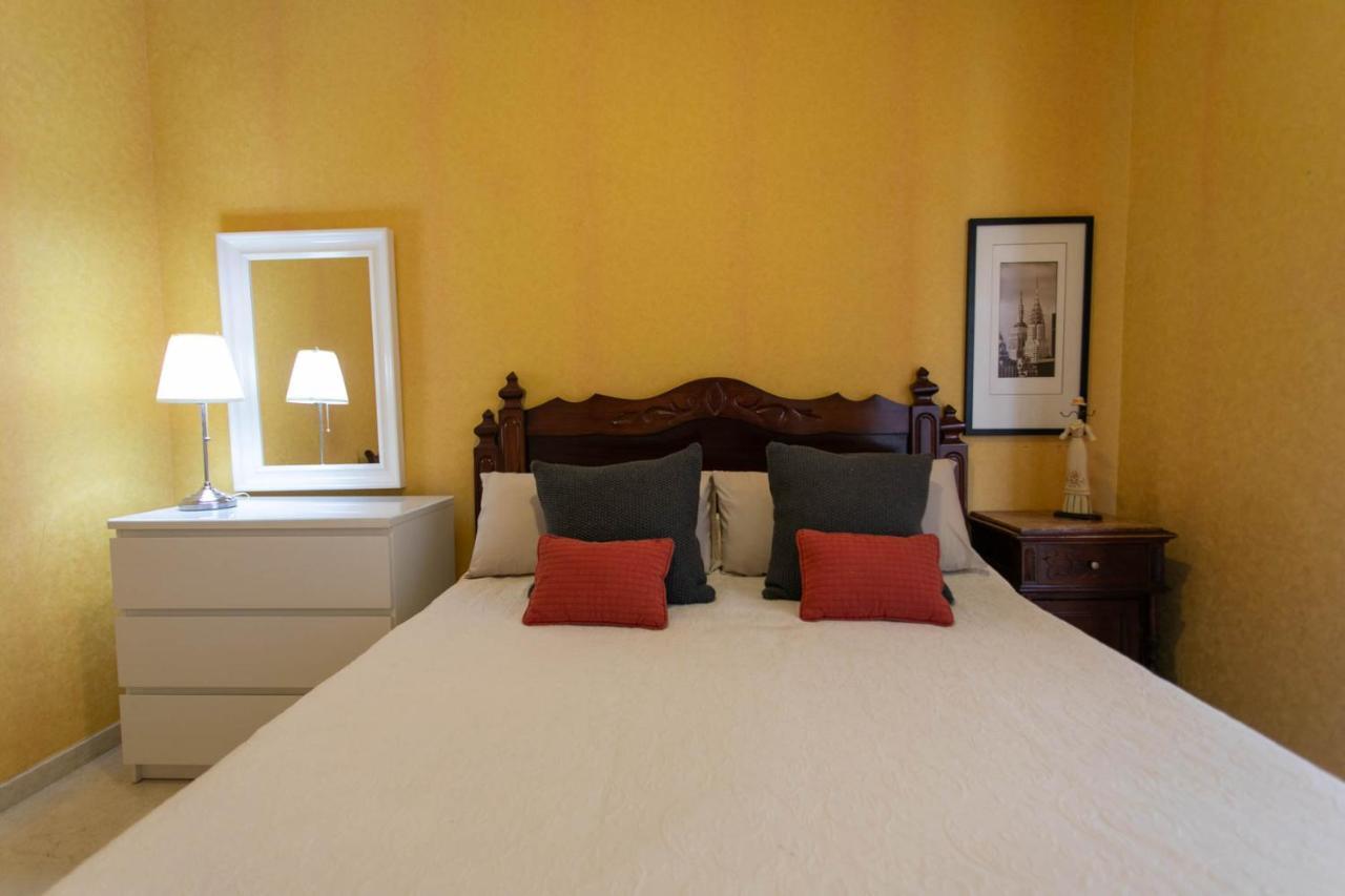 Apartament 4 Bedroom Close By In Fuengirola