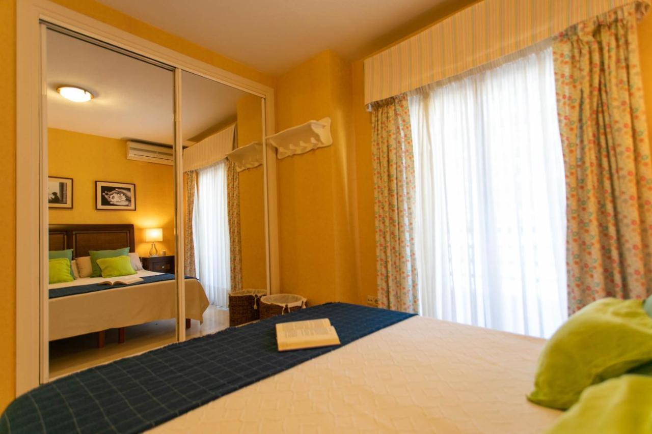 Apartament 4 Bedroom Close By In Fuengirola